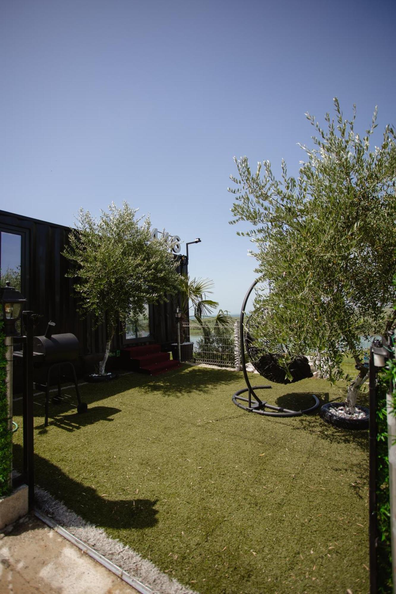 Вілла 446 Tiny House Shiroke Екстер'єр фото