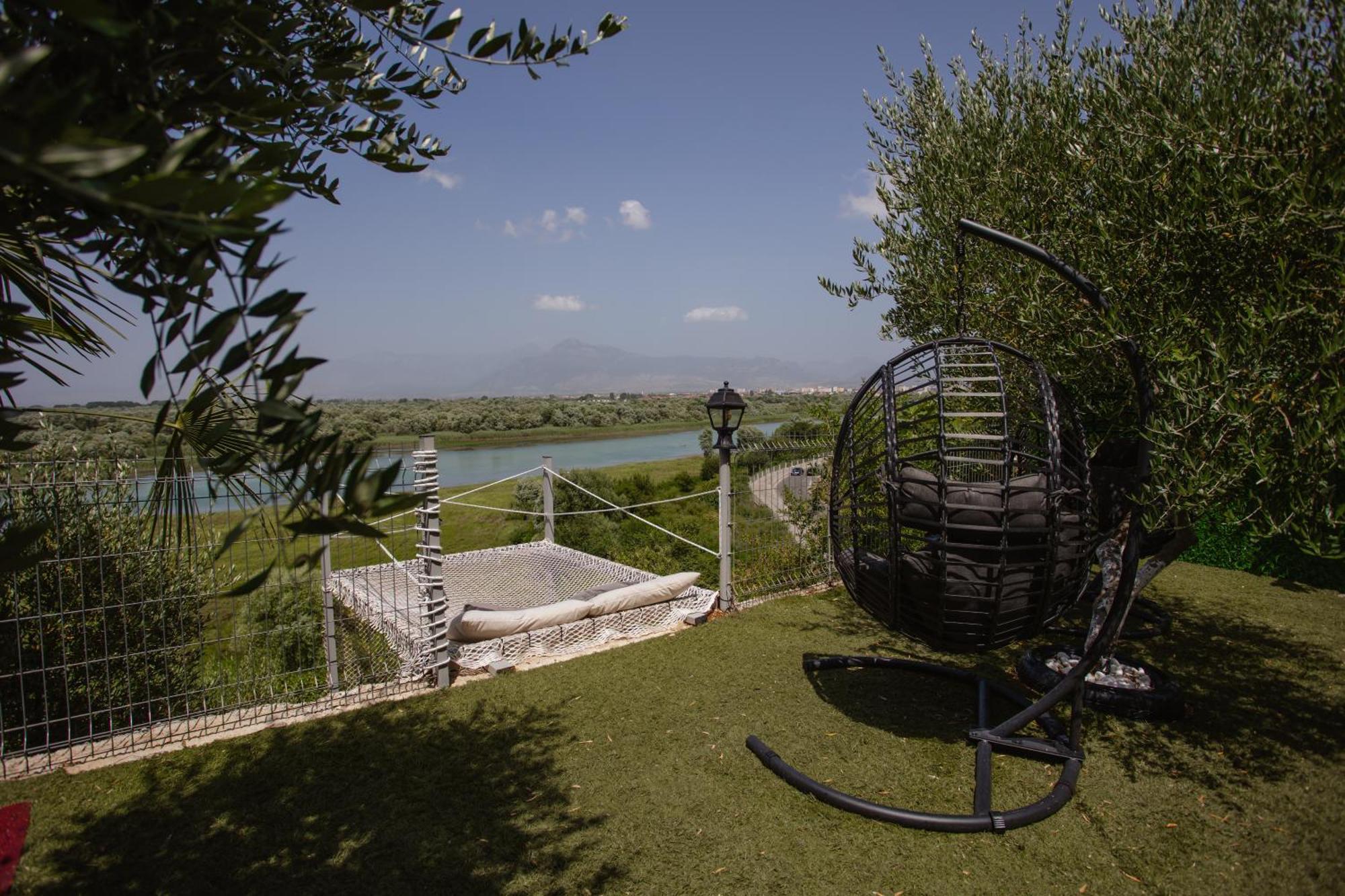 Вілла 446 Tiny House Shiroke Екстер'єр фото