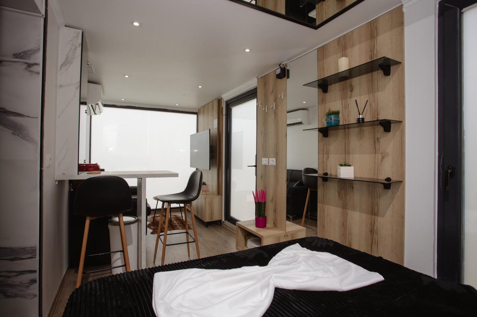 Вілла 446 Tiny House Shiroke Екстер'єр фото