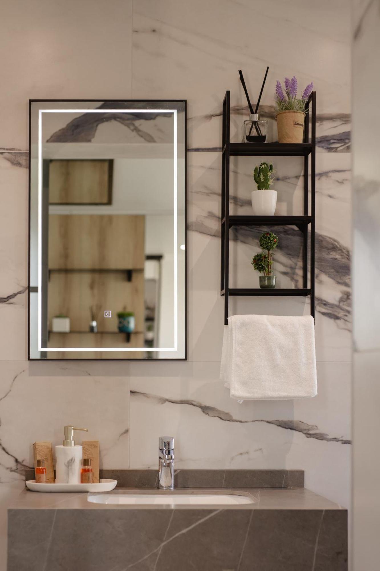 Вілла 446 Tiny House Shiroke Екстер'єр фото
